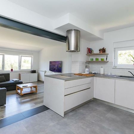 Oliver Art Apartment Porec Exterior photo