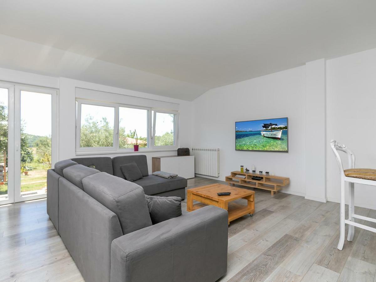 Oliver Art Apartment Porec Exterior photo