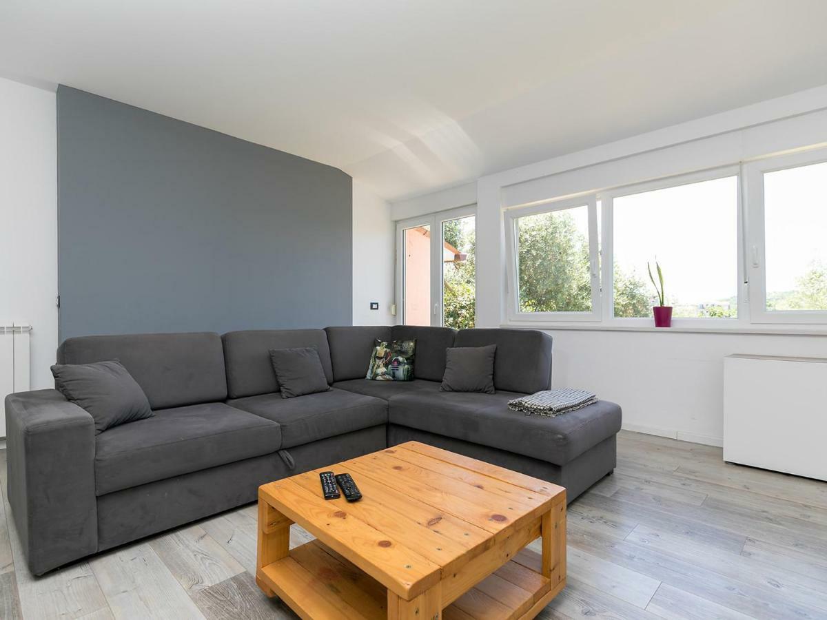 Oliver Art Apartment Porec Exterior photo
